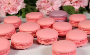 Recept za najpopularniji desert pariških slastičarnica: Macaronsi koji ne pucaju