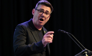 Ko je Andy Burnham, čovjek koji bi mogao postati novi premijer Velike Britanije?