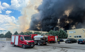 Iznad Mostara se nadvio gust crni dim: Pogledajte razmjere požara na deponiji Uborak