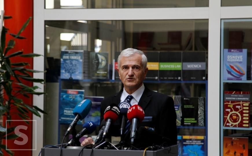 Prof. dr. Salih Fočo: Vijećnica bez knjiga nema dušu