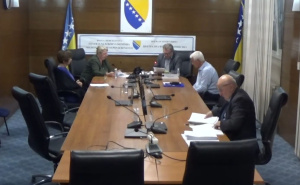 CIK BiH kaznio SNSD, PDP i HRS zbog preuranjene kampanje: Izrečene novčane kazne