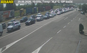 Bijeg na more: Velike su gužve na izlazu iz BiH, građani u kolonama čekaju na 36+ stepeni