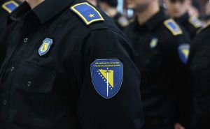 U kombiju Granične policije BiH švercovan namještaj za vikendicu u Hrvatskoj?