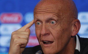 Collina o crvenom kartonu protiv BiH: "Ne može se porediti s Messijem"