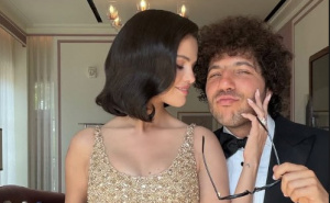 Pogledajte šta je Selena Gomez nosila na vjenčanju najbolje prijateljice Taylor Swift