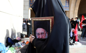 Milioni ispratili iranskog vođu, ali jedan detalj privukao je svu pažnju: Gdje je nasljednik?