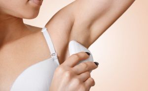 Dezodorans ili antiperspirant: U čemu je razlika, da li utječu na zdravlje i koji je bolji izbor?