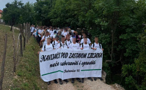 BH Fanaticosi na Maršu mira poslali snažnu poruku: "Nećemo zaboraviti i oprostiti"