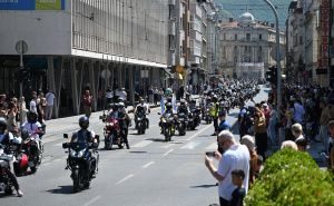 Stotine motorista krenule prema Potočarima u znak sjećanja na žrtve genocida