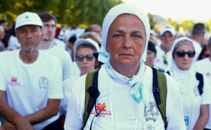 Emotivni prizori: Više od 6.000 učesnika Marša mira stiglo u Potočare