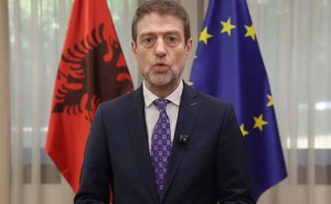 Poruka iz Albanije na komemoraciji u Potočarima: Srebrenica nije bila tragedija, bio je to genocid