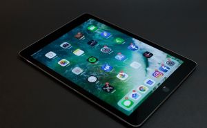 Apple tužio OpenAI zbog navodne krađe poslovnih tajni i povjerljivih podataka