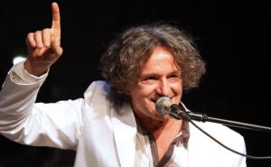 Goran Bregović ponovo pjevao na dan godišnjice genocida u Srebrenici: Uslijedile reakcije