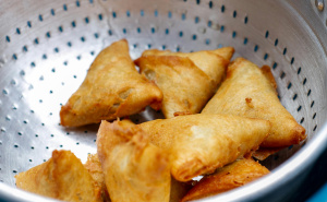 Mekani, vazdušasti i ne upijaju puno ulja: Ovo je najbolji recept za uštipke sa jogurtom