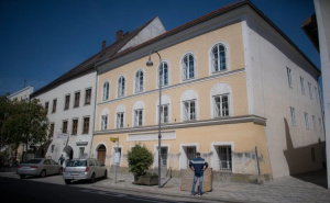 Austrija otvorila policijsku stanicu u Hitlerovoj rodnoj kući