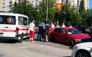 Saobraćajna nesreća na Vojničkom polju: Na mjestu događaja hitna pomoć