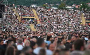 Prve slike sa Koševa: Stadion se puni, Sarajevo spremno za novu Merlinovu čaroliju
