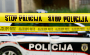 Saobraćajna nesreća u Hadžićima: Sudarili se traktor i motocikl, jedna osoba povrijeđena