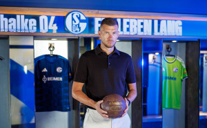 Džeko potpisao novi ugovor sa Schalkeom, ostaje u Bundesligi,