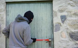 Policija otkrila: Ovaj trik može spasiti vaš dom dok ste na odmoru