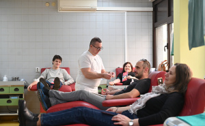 Budi njihov heroj: Danas u Sarajevu akcija dobrovoljnog darivanja krvi za djecu oboljelu od raka