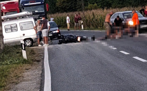 Saobraćajna nesreća u Krajini: Povrijeđen motociklista, saobraćaj obustavljen