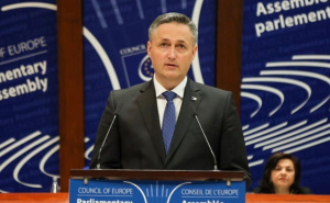 Bećirović oštro odgovorio Zagrebu: Nikada nećemo dozvoliti formiranje monoetničkih izbornih jedinica