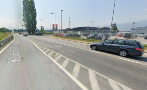 Stop nepropisnom zaustavljanju: Na prilazu sarajevskom aerodromu postavljene nadzorne kamere