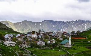 Planinski raj na krovu BiH: Bosansko selo gdje se uživa u vrućim pitama i kahvi iz džezve