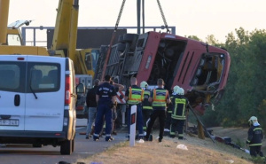 Stravična nesreća u Mađarskoj: Poginulo 12 osoba, veliki broj povrijeđenih