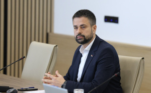 Amidžić se pravi da ne zna istinu: "Bošnjački političari žele da ugase RTRS i da postoji samo BHRT"