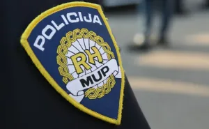 Incident na Jadranu: Pijani Francuz nožem pokušao ubiti muškarca