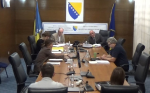 CIK neće pokrenuti postupak zbog odluke Vlade RS da pred izbore dijeli  pomoć penzionerima