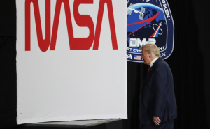 Ambiciozni planovi: Trump želi drastično pojačati putovanja u svemir i vratiti čovjeka na Mjesec