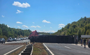 Važno za one koji putuju na Jadran: Nesreća na hrvatskom autoputu, kilometarske kolone