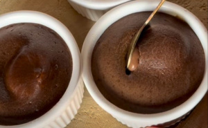 Brzi i ukusni Nutella souffle: Savršena slastica za ljubitelje čokolade od tri sastojka