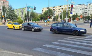 Lančani sudar na Čengić Vili: Na terenu Hitna pomoć, stvorile se velike gužve u saobraćaju
