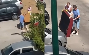 Uhvaćeni na djelu: Muškarac i žena usred Sarajeva izbacuju namještaj iz vozila, prijavljeni su