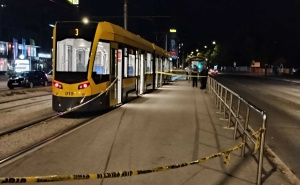 Pogledajte prve fotografije nakon obračuna u tramvaju kod Tehničke škole u kojem je zboden mladić