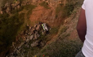 Tragedija na Zelenortskim Otocima: Autobus pun djece sletio s ceste, više od 20 poginulih