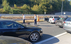 Nesreća na autoputu u Vogošći: Nastala velika gužva u saobraćaju