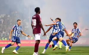 Grbavica slavi pobjedu nad gradskim rivalom: Željezničar u vječitom derbiju nadigrao Sarajevo