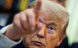 Trump pred izbore obećao Amerikancima po 5.000 dolara ako republikanci pobijede