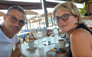 Novi detalji incidenta u avionu: Ryanair tvrdi da putnik nije ispao kroz prozor