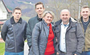 Porodice iz Australije, Južne Afrike, Švedske se vratile u BiH: "Ovdje se ne naručuješ za kafu"