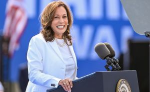 Osiguranje spriječilo ulazak nepoznate osobe na imanje Kamale Harris u Malibuu
