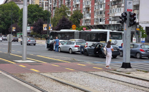 Vozači, oprez: Lančani sudar u Sarajevu, učestvovala i dva taxi vozila