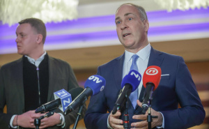 Stephen Nikola Bartulica: Srbija ne može postati članica EU-a bez priznanja da je izvršila agresiju