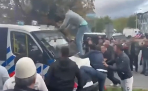 Neredi u Hagu nakon presude Hashimu Tachiju: Demonstranti razvalili policijski kombi