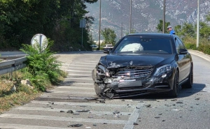 Teška saobraćajna nesreća kod Mostara, povrijeđeno osam osoba
